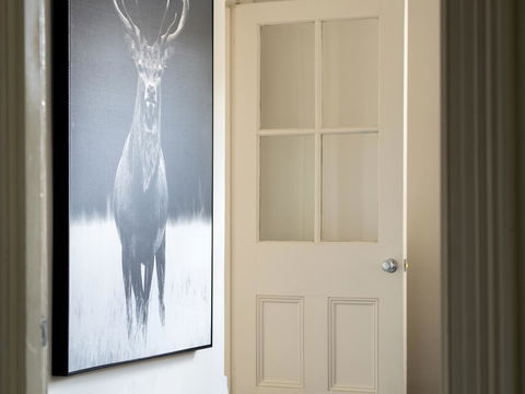 LittleStay Airlie - 2 Bedroom House - Kempsey Accommodation 14