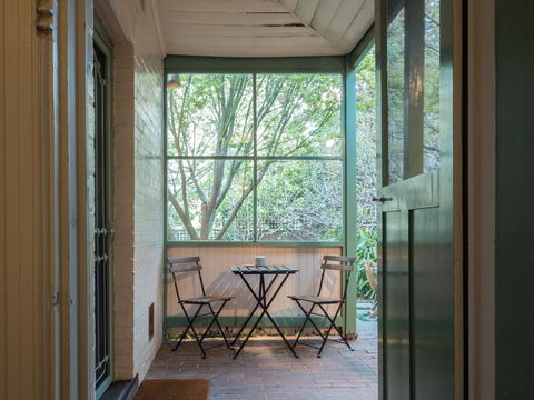 LittleStay Airlie - 2 Bedroom House - Kempsey Accommodation 36