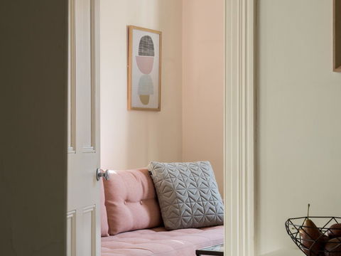 LittleStay Airlie - 2 Bedroom House - Kempsey Accommodation 5