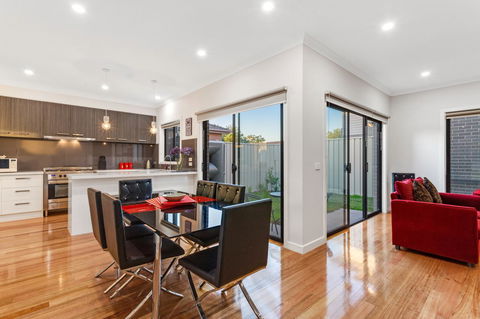 Biggs Villas Melbourne - Kempsey Accommodation 2