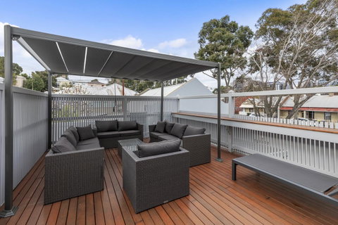 Work Sleep Live Melbourne - Kempsey Accommodation 12