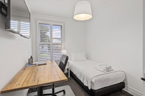 Work Sleep Live Melbourne - Kempsey Accommodation 7