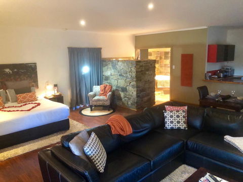 Minni Gums - Kempsey Accommodation 12