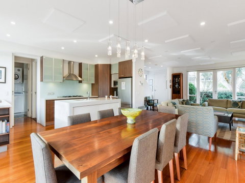 Boutique Stays - Maple On Kent - Kempsey Accommodation 3