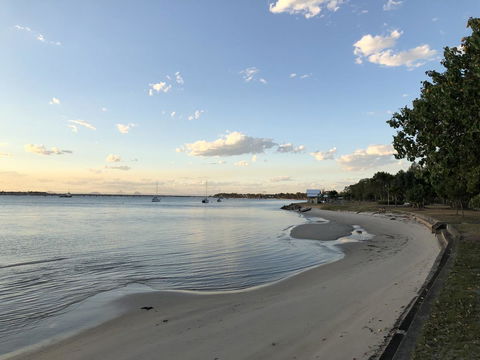 Bribie Island Hotel - Kempsey Accommodation 24