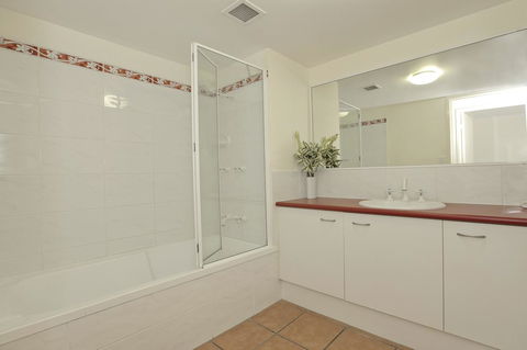 The Mirage Resort Alexandra Headland - Kempsey Accommodation 24