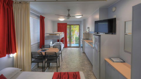 Alex Beach Cabins And Tourist Park - Kempsey Accommodation 33