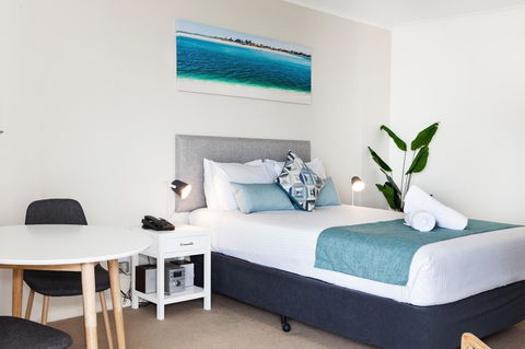 Ocean Views Resort Caloundra - Kempsey Accommodation 19