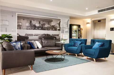 Ocean Views Resort Caloundra - Kempsey Accommodation 2