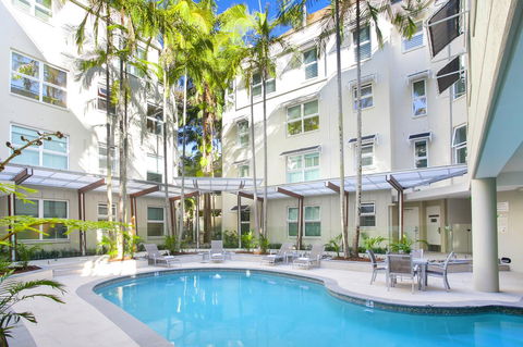 Emerald Noosa - Kempsey Accommodation 1