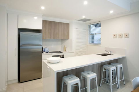 Emerald Noosa - Kempsey Accommodation 26