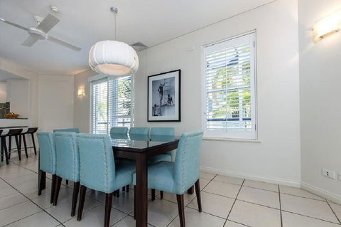 Emerald Noosa - Kempsey Accommodation 17