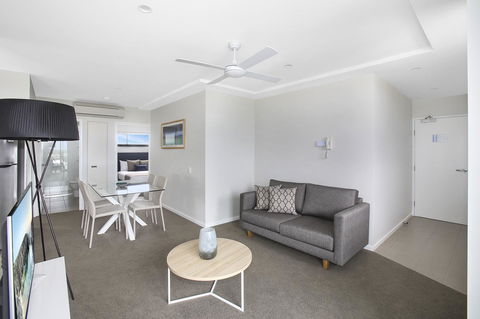 Direct Collective - Sea Breeze Mooloolaba - Kempsey Accommodation 22