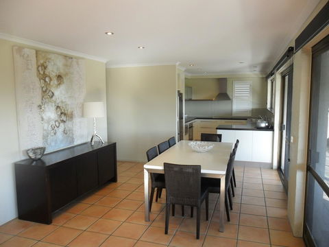 Myuna Holiday Apartments - Kempsey Accommodation 14