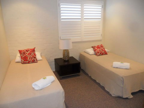 Myuna Holiday Apartments - Kempsey Accommodation 36
