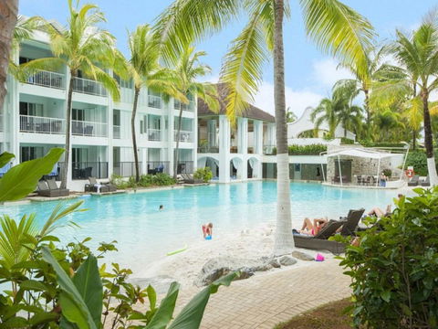 Beach Club Port Douglas Luxury Apartments - Kempsey Accommodation 0