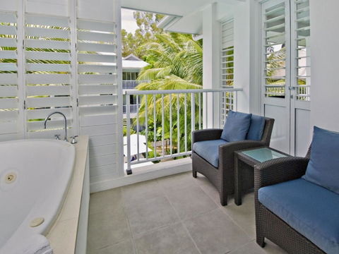 Beach Club Port Douglas Luxury Apartments - Kempsey Accommodation 5