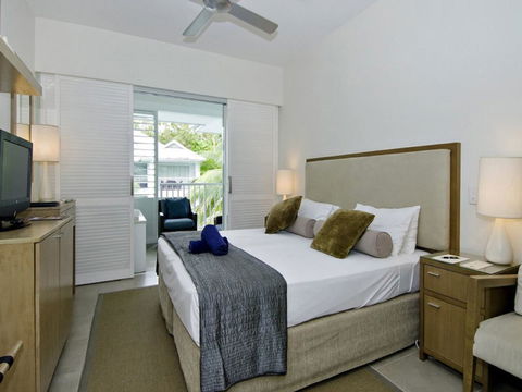 Beach Club Port Douglas Luxury Apartments - Kempsey Accommodation 4