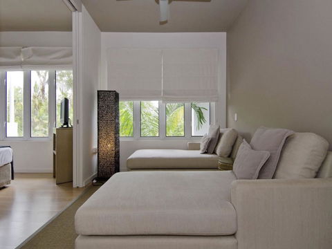 Beach Club Port Douglas Luxury Apartments - Kempsey Accommodation 11