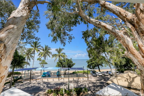 Paradise On The Beach Resort - Kempsey Accommodation 11