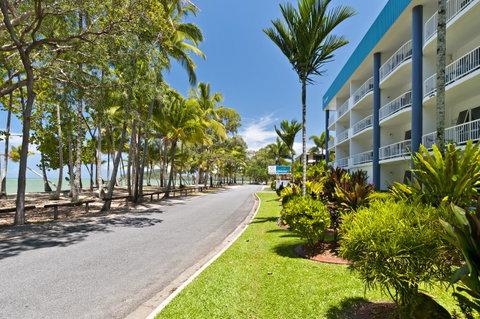 Agincourt Beachfront Apartments - Kempsey Accommodation 11