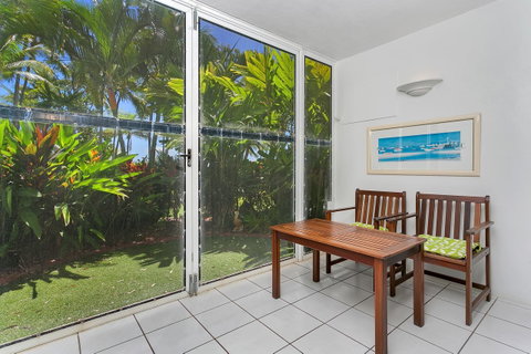 Agincourt Beachfront Apartments - Kempsey Accommodation 13
