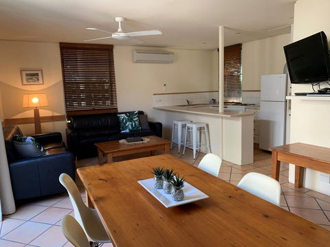 The Hastings Beach Houses - Kempsey Accommodation 13