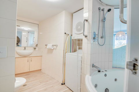 Grand Palais Boolarong Beachside Apartments - Kempsey Accommodation 5