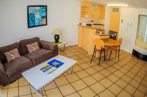 Grand Palais Boolarong Beachside Apartments - Kempsey Accommodation 15