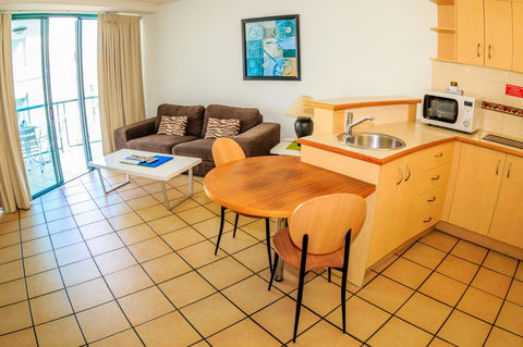 Grand Palais Boolarong Beachside Apartments - Kempsey Accommodation 17