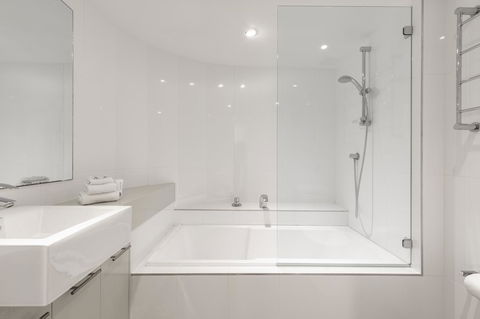 The Cove Noosa - Kempsey Accommodation 12