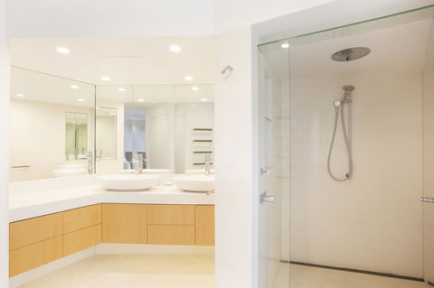The Cove Noosa - Kempsey Accommodation 38