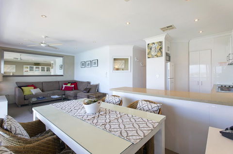 Noosa Shores Resort - Kempsey Accommodation 23