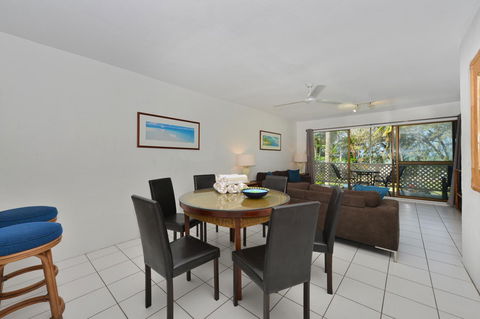 Seascape Holidays At Beachfront Terraces - Kempsey Accommodation 9