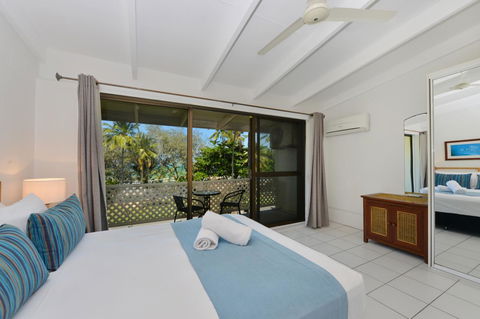 Seascape Holidays At Beachfront Terraces - Kempsey Accommodation 5