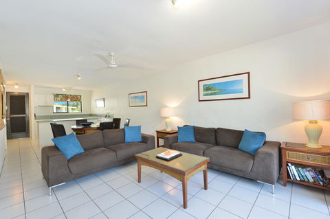 Seascape Holidays At Beachfront Terraces - Kempsey Accommodation 11
