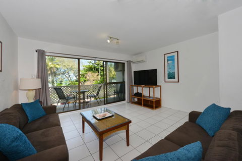 Seascape Holidays At Beachfront Terraces - Kempsey Accommodation 3
