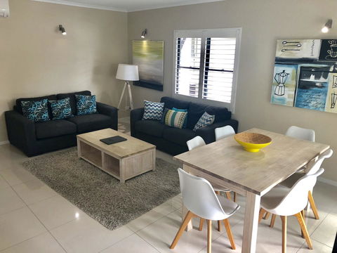 Bella Casa Noosa - Kempsey Accommodation 17