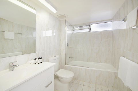 Bali Hai Apartments Noosa - Kempsey Accommodation 11