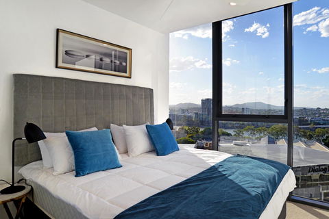 Brisbane One Apartments By CLLIX - Kempsey Accommodation 3
