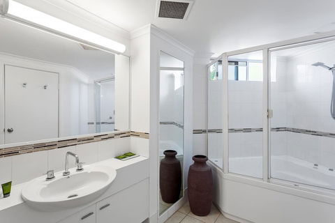 Noosa Tropicana - Kempsey Accommodation 39