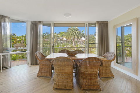 Noosa Tropicana - Kempsey Accommodation 43