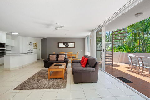 Noosa Tropicana - Kempsey Accommodation 21