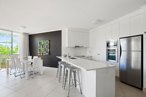 Noosa Tropicana - Kempsey Accommodation 9