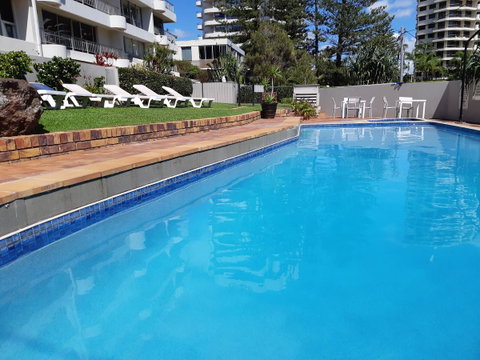 Surfers Chalet - Kempsey Accommodation 7