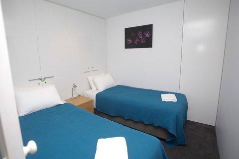 Circle Luxury Holidays - Kempsey Accommodation 7
