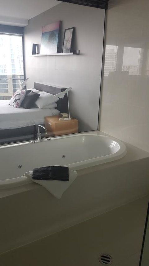 Circle Luxury Holidays - Kempsey Accommodation 17
