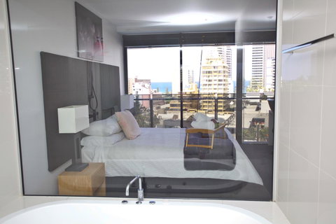 Circle Luxury Holidays - Kempsey Accommodation 5