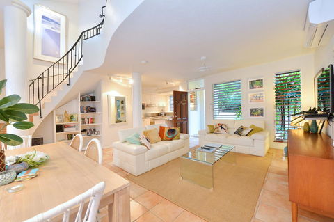[ ANDY'S BEACH HOUSE ] - Kempsey Accommodation 13