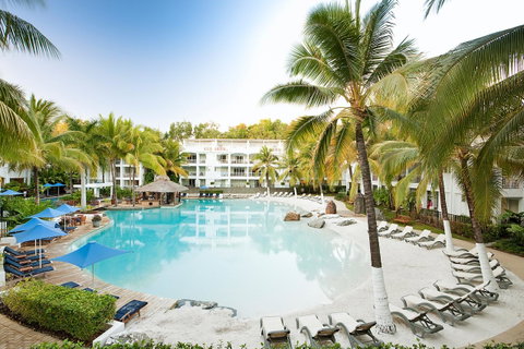 Palm Cove Paradise - Couples Spa Beach Getaway - Kempsey Accommodation 1